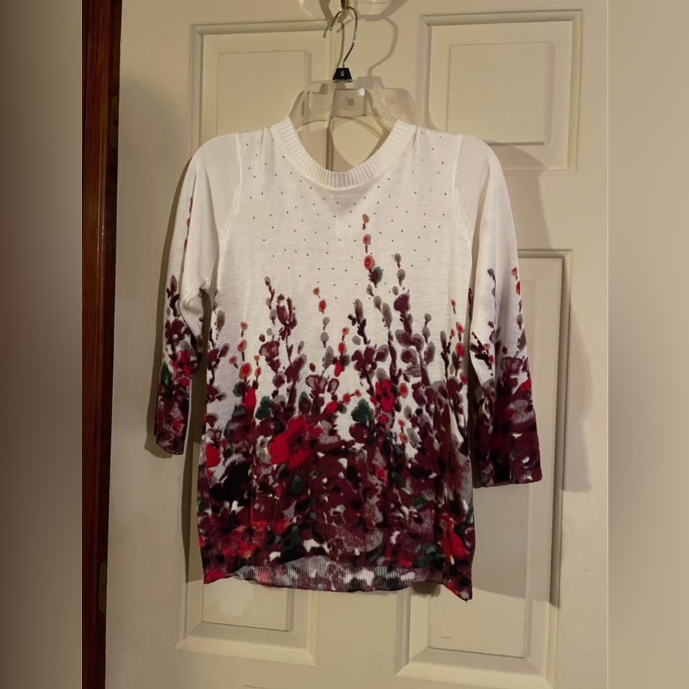 Floral Print Women's Top - White and Red